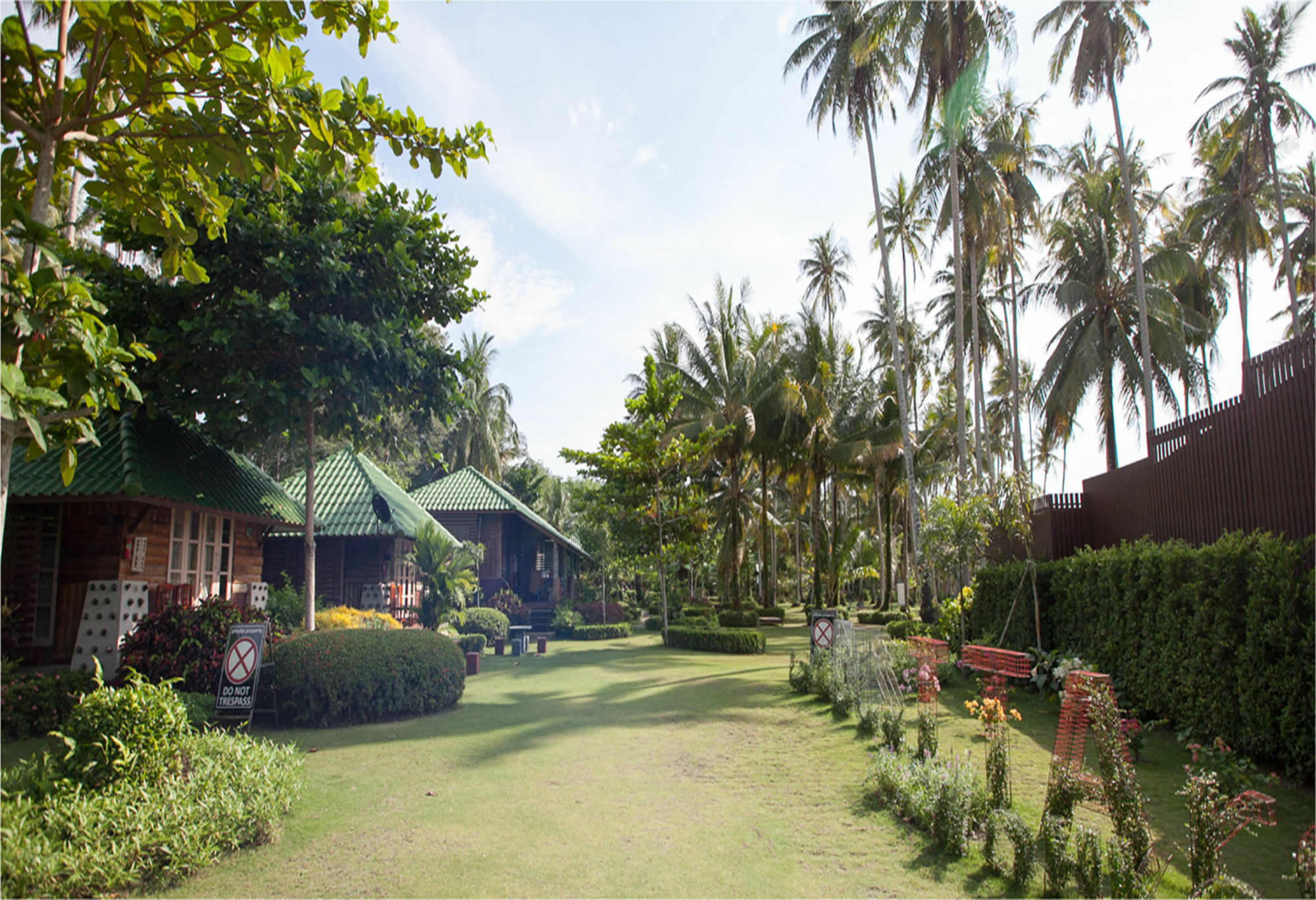 Dusita Koh Kood Resort Ko Kut Exterior photo